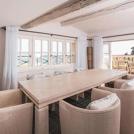 Remparts, Terrasse Avec Vue