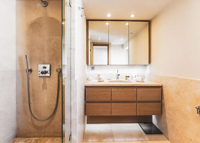 Remparts, Terrasse Avec Vue Saint-Tropez