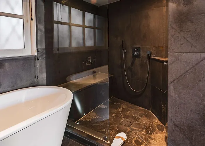 Remparts, Terrasse Avec Vue *